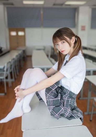 秋霞电视剧免费观看完整版_高清免费电视剧