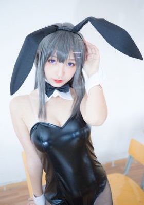 美女搞逼_蓝光免费观看视频